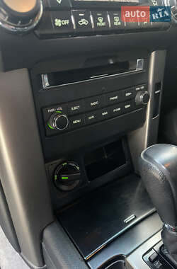 Внедорожник / Кроссовер Toyota Land Cruiser Prado 2011 в 