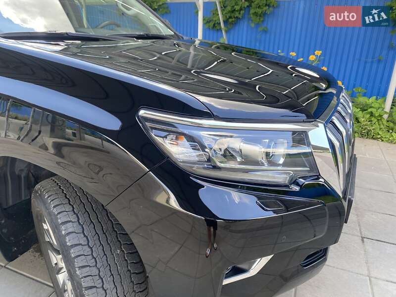 Внедорожник / Кроссовер Toyota Land Cruiser Prado 2019 в Зенькове