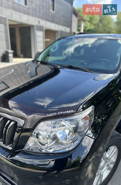 Внедорожник / Кроссовер Toyota Land Cruiser Prado 2010 в 