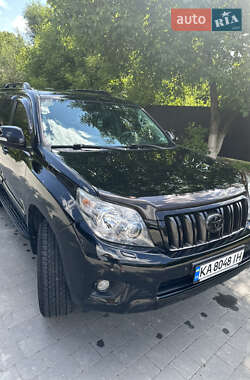 Внедорожник / Кроссовер Toyota Land Cruiser Prado 2010 в 
