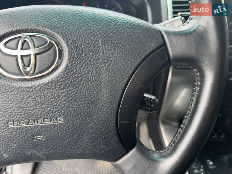 Внедорожник / Кроссовер Toyota Land Cruiser Prado 2008 в Киеве