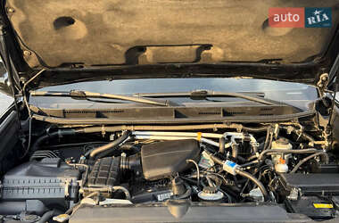 Внедорожник / Кроссовер Toyota Land Cruiser Prado 2010 в 