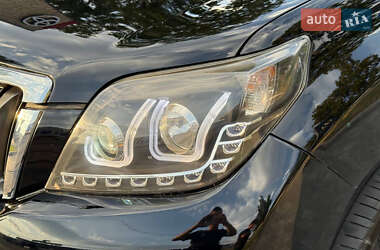 Внедорожник / Кроссовер Toyota Land Cruiser Prado 2010 в 