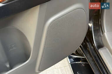 Внедорожник / Кроссовер Toyota Land Cruiser Prado 2010 в 
