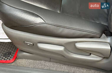 Внедорожник / Кроссовер Toyota Land Cruiser Prado 2010 в 