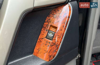 Внедорожник / Кроссовер Toyota Land Cruiser Prado 2010 в 