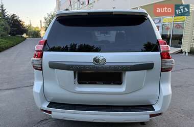 Внедорожник / Кроссовер Toyota Land Cruiser Prado 2014 в 