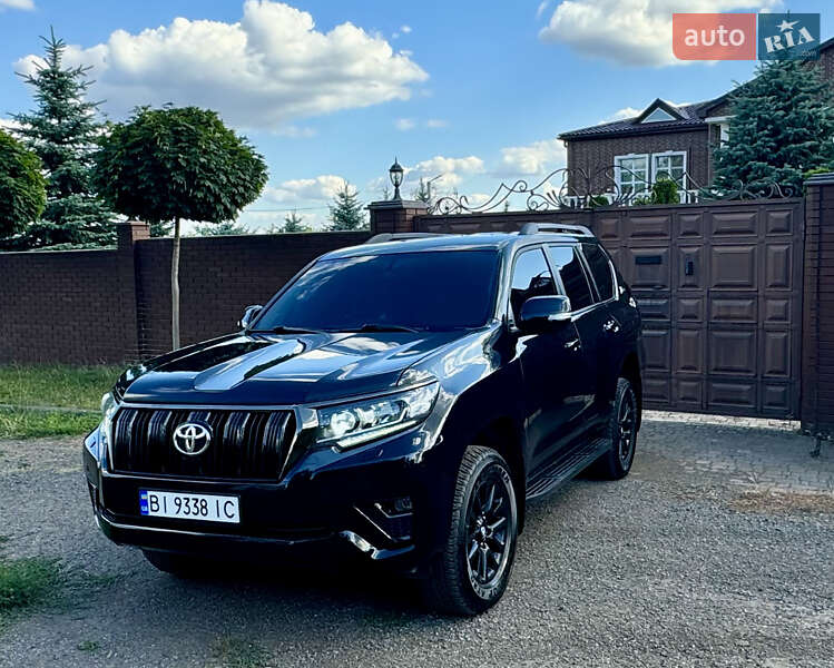 Внедорожник / Кроссовер Toyota Land Cruiser Prado 2020 в Славянске