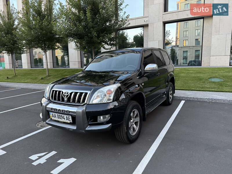 Позашляховик / Кросовер Toyota Land Cruiser Prado 2004 в Києві