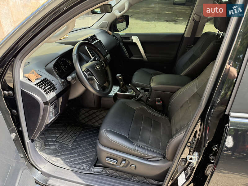Внедорожник / Кроссовер Toyota Land Cruiser Prado 2023 в Николаеве