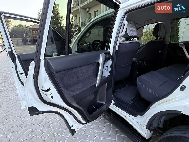 Внедорожник / Кроссовер Toyota Land Cruiser Prado 2014 в Одессе