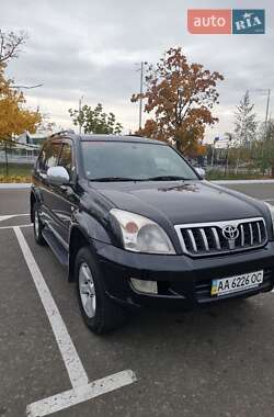 Внедорожник / Кроссовер Toyota Land Cruiser Prado 2005 в Киеве