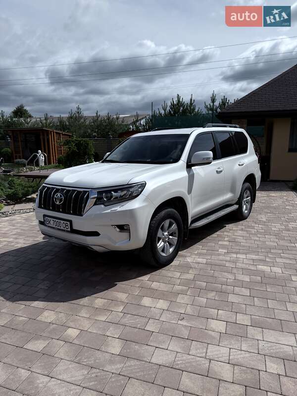 Toyota Land Cruiser Prado 2020