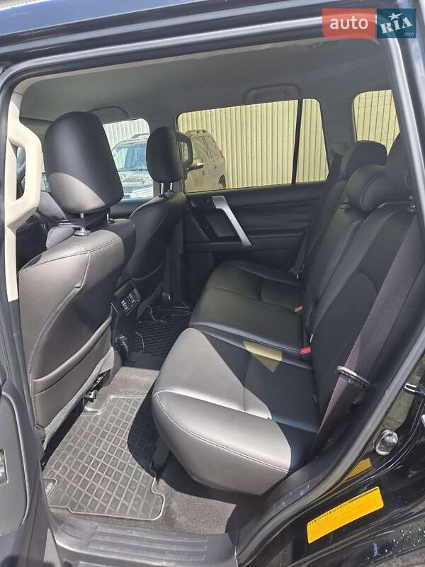 Позашляховик / Кросовер Toyota Land Cruiser Prado 2019 в Хмельницькому фото 6 Позашляховик / Кросовер Toyota Land Cruiser Prado 2019 в Хмельницькому