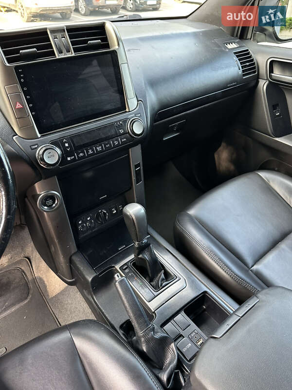 Внедорожник / Кроссовер Toyota Land Cruiser Prado 2010 в Одессе фото 11 Внедорожник / Кроссовер Toyota Land Cruiser Prado 2010 в Одессе