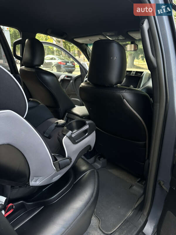 Внедорожник / Кроссовер Toyota Land Cruiser Prado 2010 в Одессе фото 20 Внедорожник / Кроссовер Toyota Land Cruiser Prado 2010 в Одессе