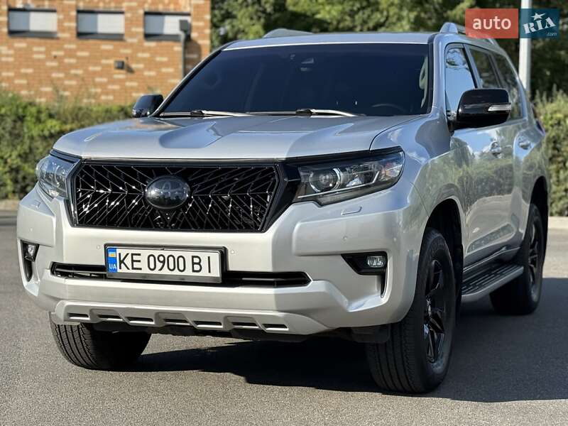 Toyota Land Cruiser Prado 2019
