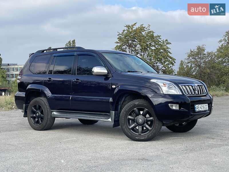 Внедорожник / Кроссовер Toyota Land Cruiser Prado 2005 в Днепре
