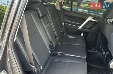 Внедорожник / Кроссовер Toyota Land Cruiser Prado 2021 в 