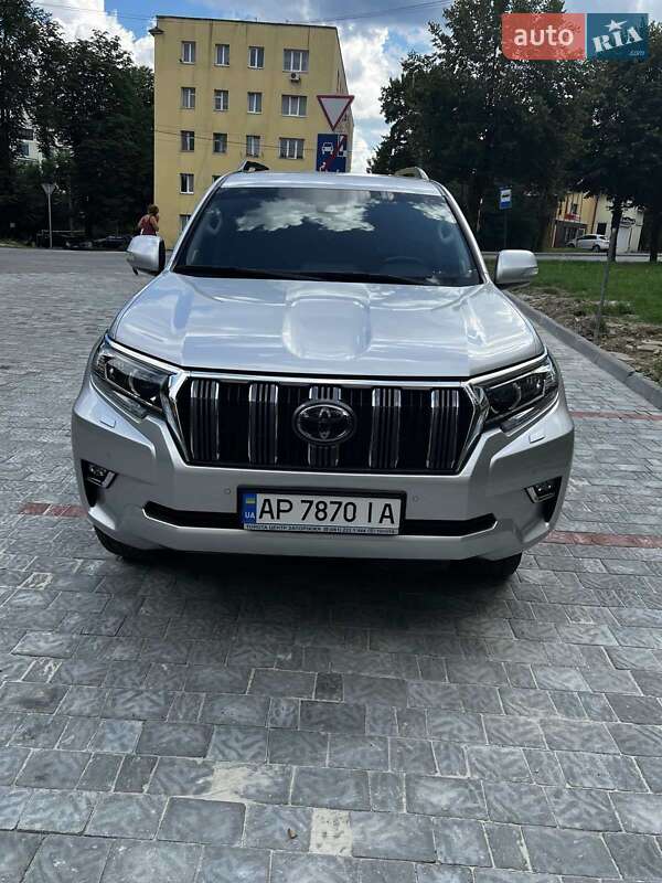 Toyota Land Cruiser Prado 2019