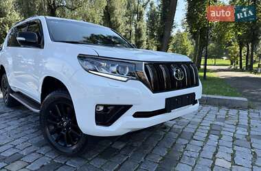 Внедорожник / Кроссовер Toyota Land Cruiser Prado 2021 в 