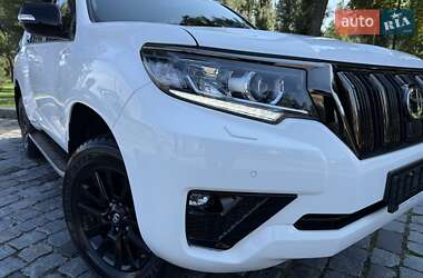 Внедорожник / Кроссовер Toyota Land Cruiser Prado 2021 в 