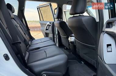 Внедорожник / Кроссовер Toyota Land Cruiser Prado 2021 в 