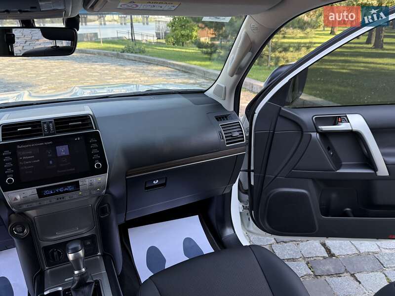 Внедорожник / Кроссовер Toyota Land Cruiser Prado 2021 в Киеве фото 119 Внедорожник / Кроссовер Toyota Land Cruiser Prado 2021 в Киеве