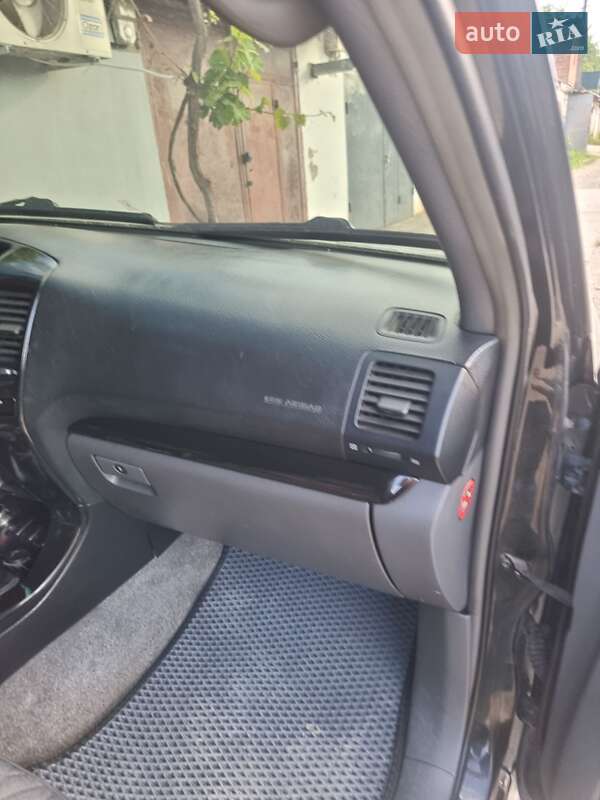 Внедорожник / Кроссовер Toyota Land Cruiser Prado 2004 в Черновцах