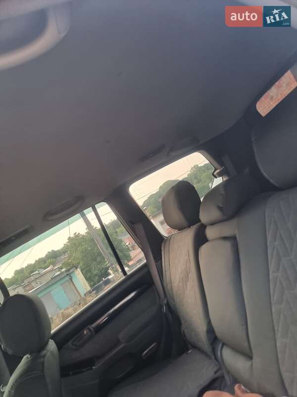 Внедорожник / Кроссовер Toyota Land Cruiser Prado 2004 в Черновцах