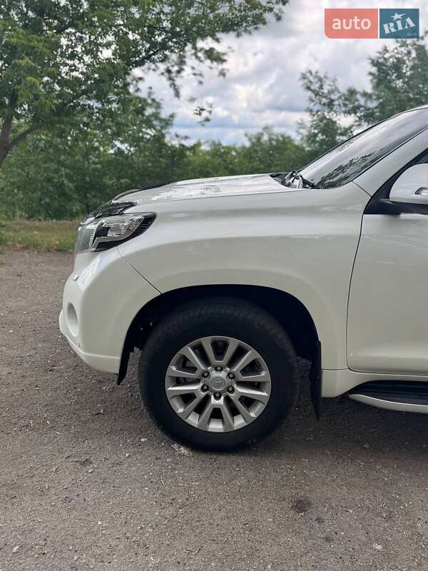 Позашляховик / Кросовер Toyota Land Cruiser Prado 2013 в Харкові фото 21 Позашляховик / Кросовер Toyota Land Cruiser Prado 2013 в Харкові