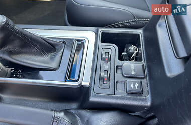 Внедорожник / Кроссовер Toyota Land Cruiser Prado 2019 в 