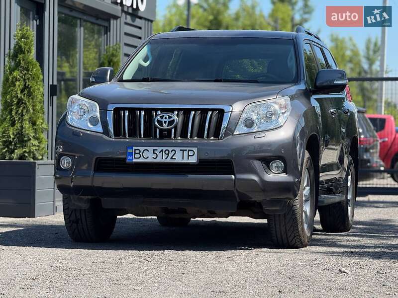 Toyota Land Cruiser Prado 2013