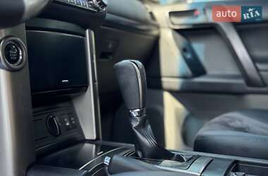 Внедорожник / Кроссовер Toyota Land Cruiser Prado 2013 в 
