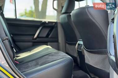Внедорожник / Кроссовер Toyota Land Cruiser Prado 2013 в 