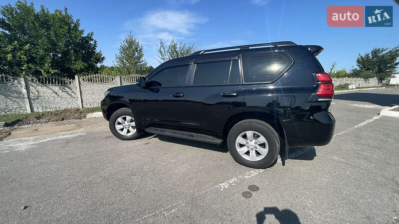 Позашляховик / Кросовер Toyota Land Cruiser Prado 2018 в Полтаві фото 4 Позашляховик / Кросовер Toyota Land Cruiser Prado 2018 в Полтаві
