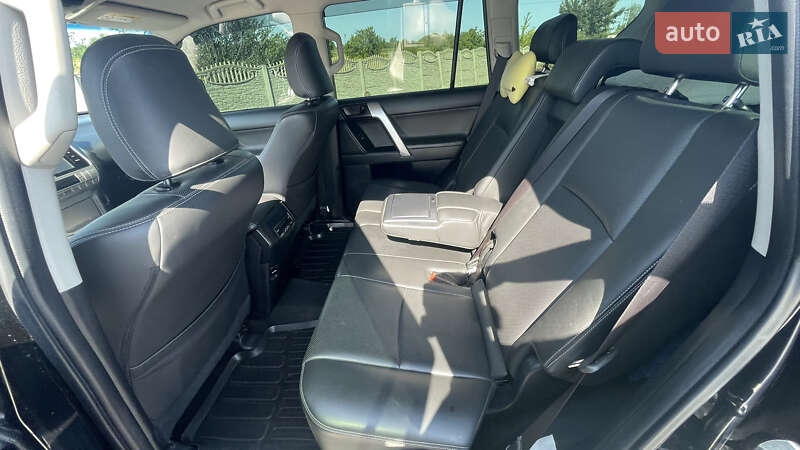 Позашляховик / Кросовер Toyota Land Cruiser Prado 2018 в Полтаві фото 7 Позашляховик / Кросовер Toyota Land Cruiser Prado 2018 в Полтаві