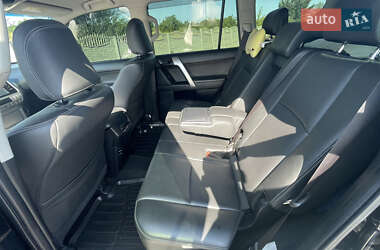 Внедорожник / Кроссовер Toyota Land Cruiser Prado 2018 в 
