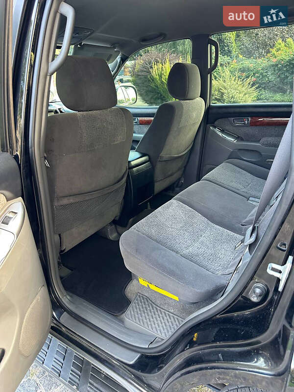 Позашляховик / Кросовер Toyota Land Cruiser Prado 2007 в Фастові