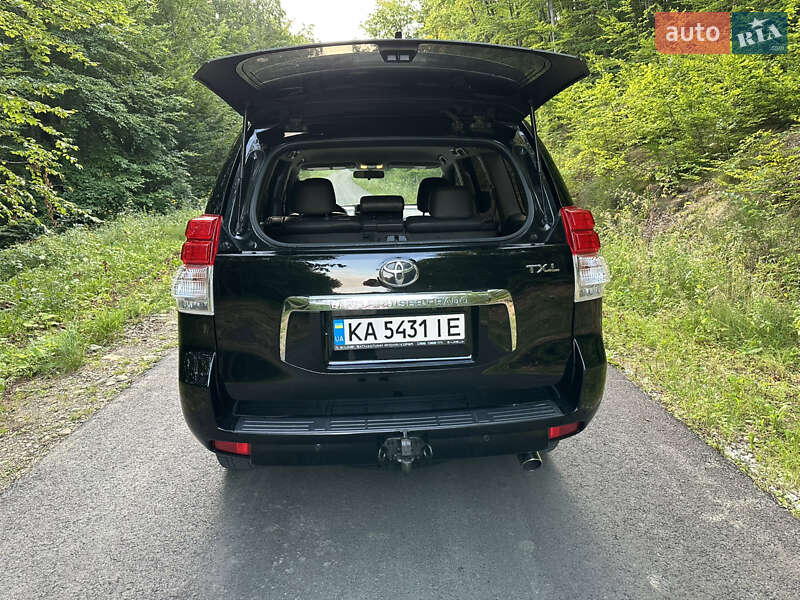 Позашляховик / Кросовер Toyota Land Cruiser Prado 2010 в Івано-Франківську