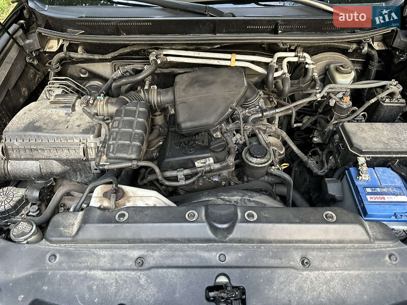 Позашляховик / Кросовер Toyota Land Cruiser Prado 2010 в Івано-Франківську