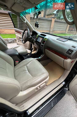 Внедорожник / Кроссовер Toyota Land Cruiser Prado 2007 в 