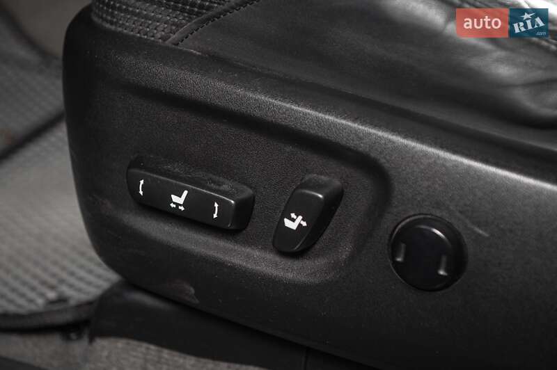 Внедорожник / Кроссовер Toyota Land Cruiser Prado 2010 в Одессе