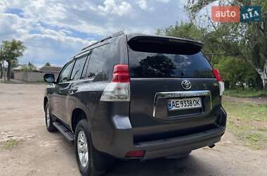 Внедорожник / Кроссовер Toyota Land Cruiser Prado 2012 в 