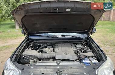 Внедорожник / Кроссовер Toyota Land Cruiser Prado 2012 в 