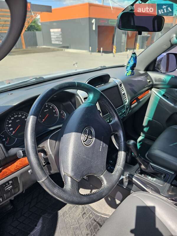 Внедорожник / Кроссовер Toyota Land Cruiser Prado 2006 в Харькове фото 10 Внедорожник / Кроссовер Toyota Land Cruiser Prado 2006 в Харькове