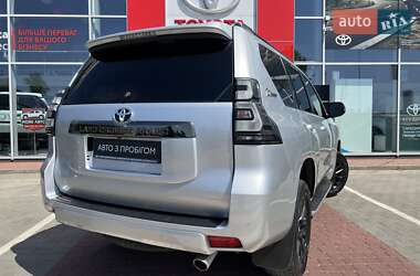 Внедорожник / Кроссовер Toyota Land Cruiser Prado 2022 в 