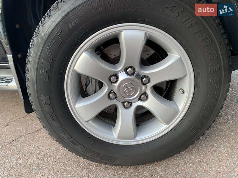Внедорожник / Кроссовер Toyota Land Cruiser Prado 2008 в Шостке