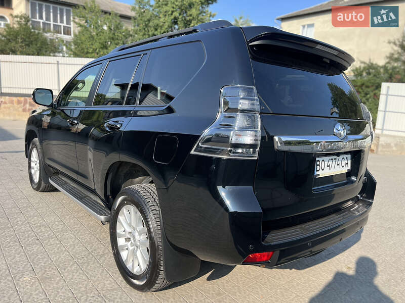 Внедорожник / Кроссовер Toyota Land Cruiser Prado 2017 в Львове