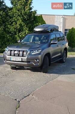 Внедорожник / Кроссовер Toyota Land Cruiser Prado 2018 в Киеве